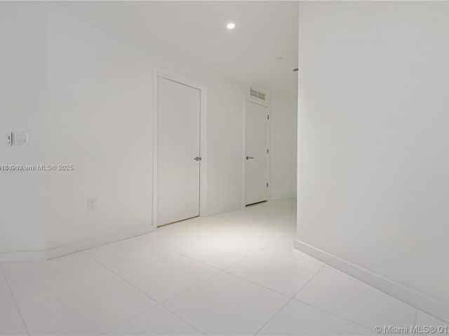 Продажа квартиры #2600 - фото 5639819