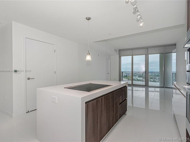 Продажа квартиры #2600 - фото 5639822