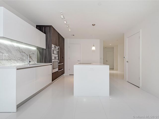 Продажа квартиры #2600 - фото 5639825