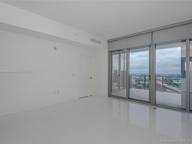 Продажа квартиры #2600 - фото 5639828