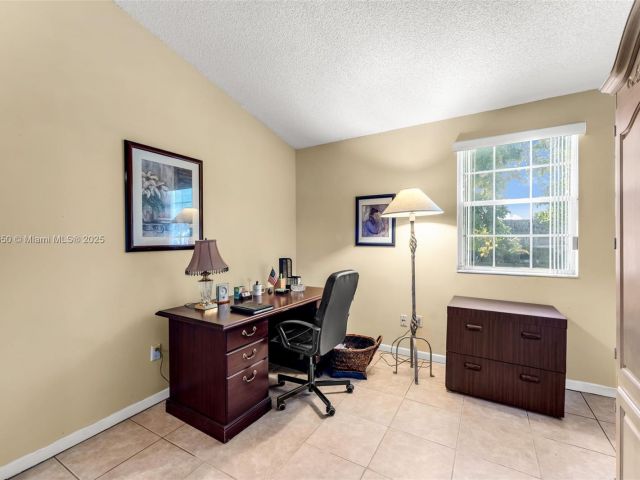 Продажа дома по адресу 11060 SW 153rd Ct - фото 6035141