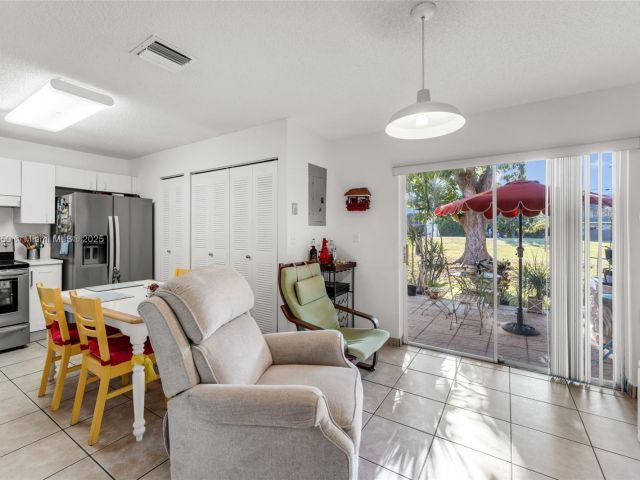 Продажа дома по адресу 11060 SW 153rd Ct - фото 6035150