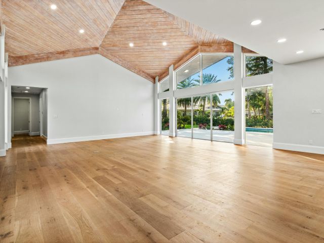 Продажа дома по адресу 4580 Oak Tree Court - фото 5755226