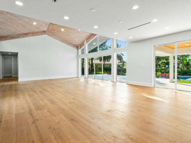 Продажа дома по адресу 4580 Oak Tree Court - фото 5755227