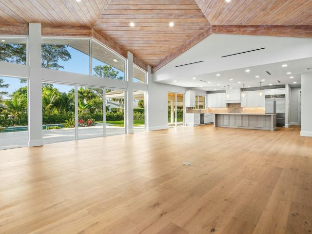 Продажа дома по адресу 4580 Oak Tree Court - фото 5755229