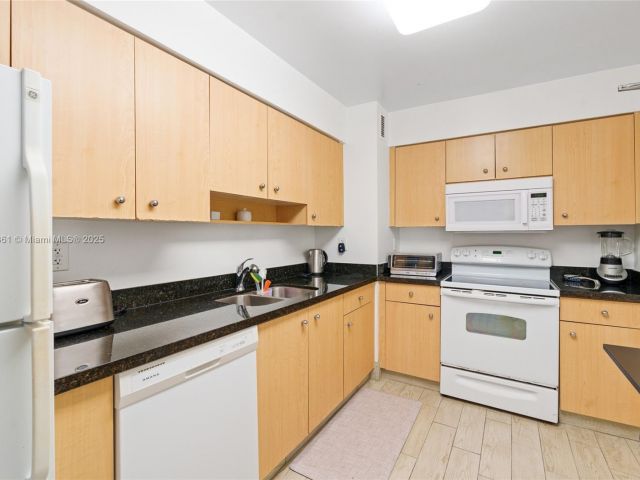 Продажа квартиры #1103 - фото 5560931