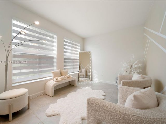 Продажа дома по адресу 26431 SW 148th Ave - фото 5598327