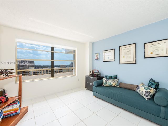 Продажа квартиры #1113 - фото 5646050