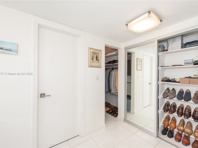 Продажа квартиры #1113 - фото 5646052