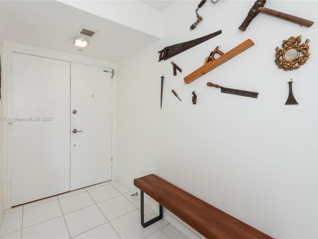 Продажа квартиры #1113 - фото 5646057