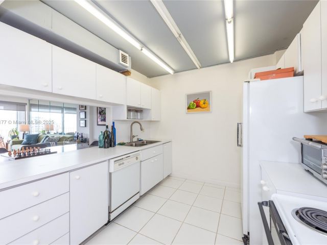 Продажа квартиры #1113 - фото 5646059