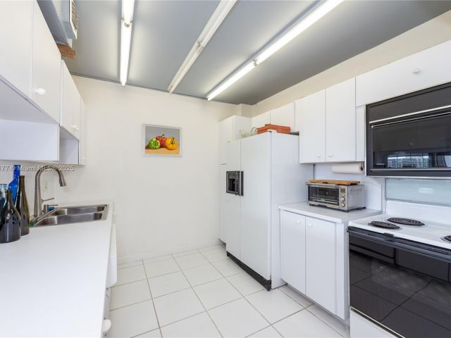 Продажа квартиры #1113 - фото 5646060