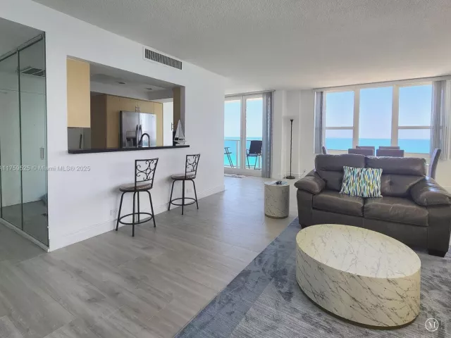 Квартира в аренду номер1014 - фото 5728937