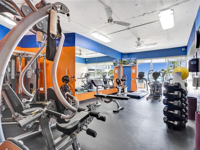 Продажа квартиры #402 - фото 6245405