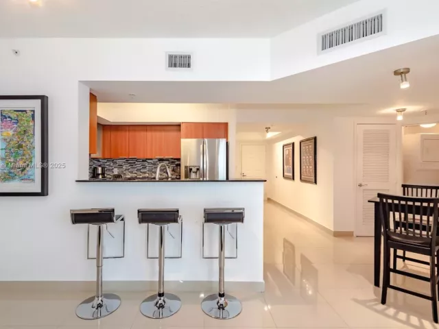 Продажа квартиры #1809 - фото 5637069