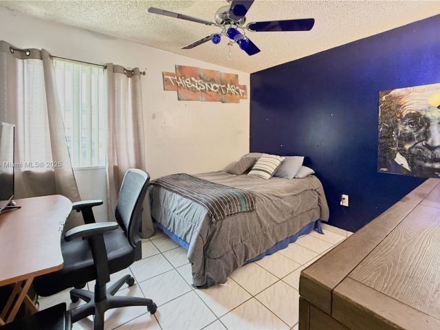 Продажа дома по адресу 20520 SW 124th Pl - фото 5794439