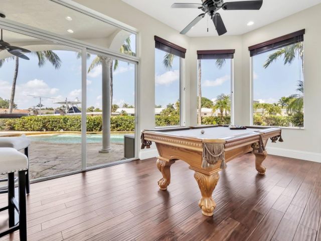 Продажа дома по адресу 1261 NE 27th Way - фото 5710364