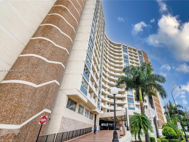 Продажа квартиры # - фото 5680809