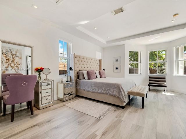 Продажа дома по адресу 8527 NW 111th Ct - фото 5705474