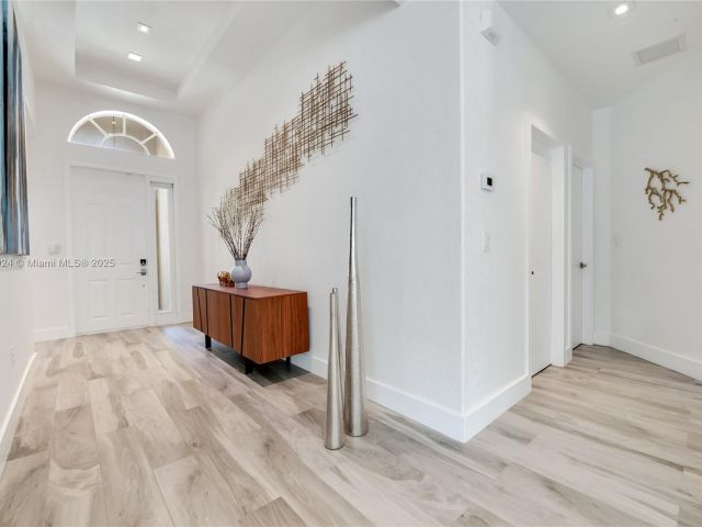 Продажа дома по адресу 8527 NW 111th Ct - фото 5705484