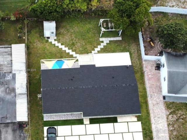 Продажа дома по адресу 4410 NW 174th Dr - фото 5793814