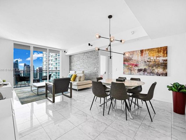 Продажа квартиры #3605 - фото 5768553