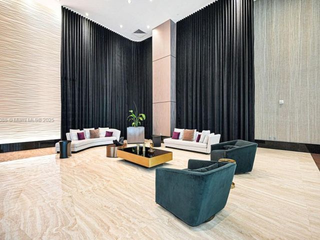 Продажа квартиры #3605 - фото 5768562