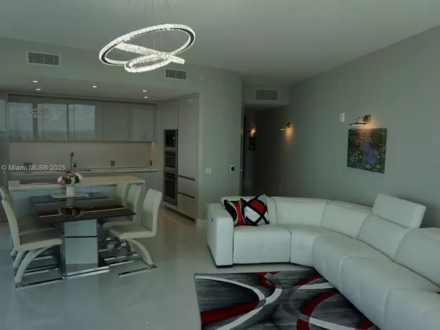 Продажа квартиры #3405 - фото 5658833