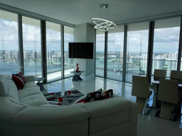 Продажа квартиры #3405 - фото 5658834