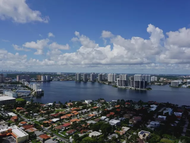 Продажа квартиры #3405 - фото 5658837