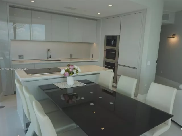 Продажа квартиры #3405 - фото 5658828