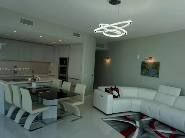 Продажа квартиры #3405 - фото 5658832