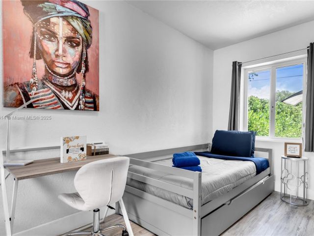 Продажа дома по адресу 231 NW 44th St - фото 5992912