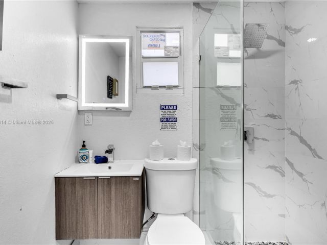 Продажа дома по адресу 231 NW 44th St - фото 5992914