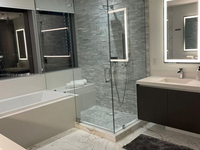 Продажа квартиры #1401 - фото 5639625