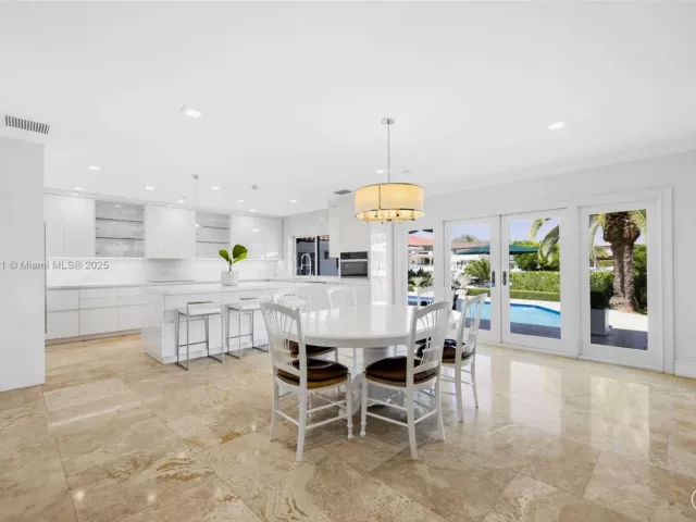 Продажа дома по адресу 1117 Bella Vista Ave - фото 5558423