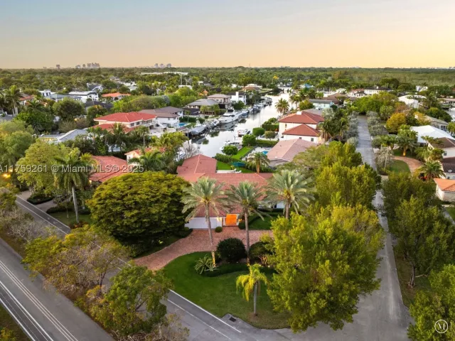 Продажа дома по адресу 1117 Bella Vista Ave - фото 9262824