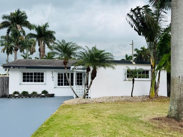 Дом в аренду по адресу 2101 N 15th Ave - фото 6225604