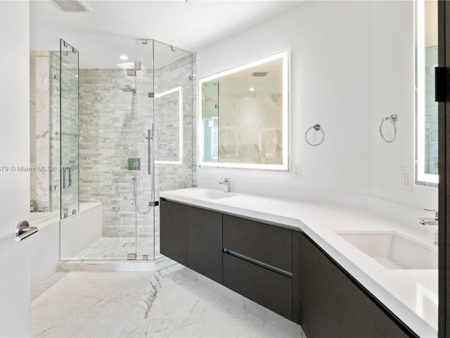 Продажа квартиры #4203 - фото 5639538