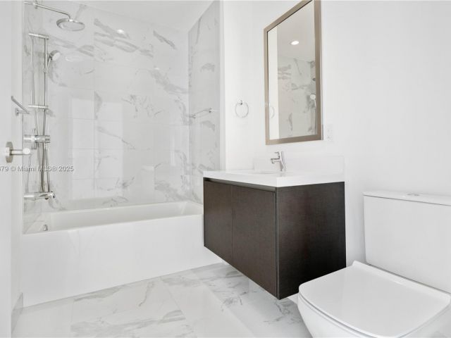 Продажа квартиры #4203 - фото 5639545