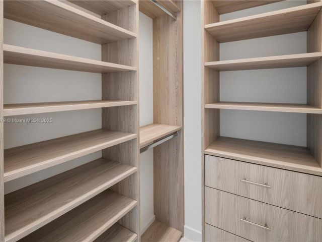 Продажа квартиры #4203 - фото 5639549