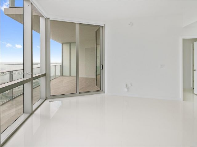 Продажа квартиры #4203 - фото 5639552