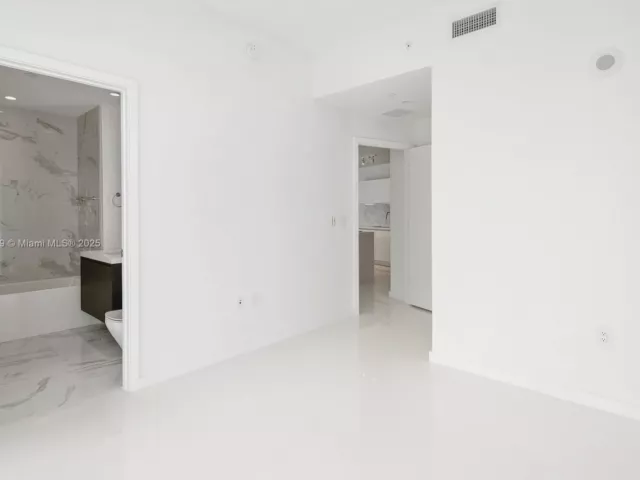 Продажа квартиры #4203 - фото 5639546