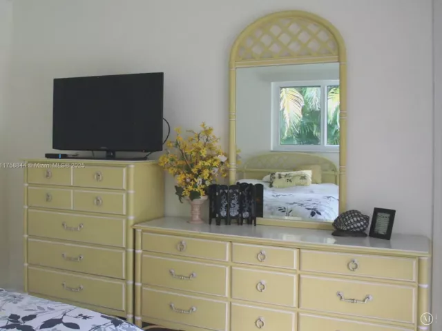 Дом в аренду по адресу 1933 Twin Dolphin Lane - фото 5565704