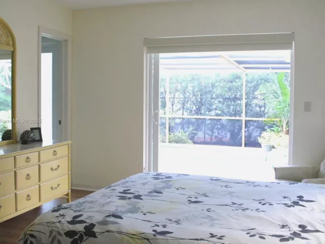 Дом в аренду по адресу 1933 Twin Dolphin Lane - фото 5565705