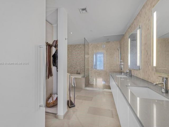 Продажа квартиры #1710 - фото 5608103