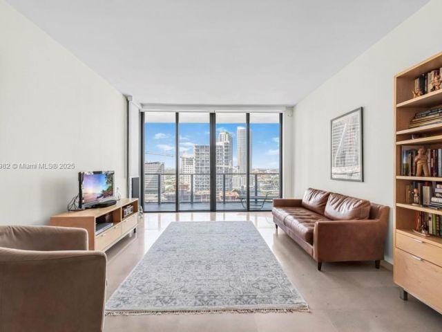 Продажа квартиры #1710 - фото 5608110