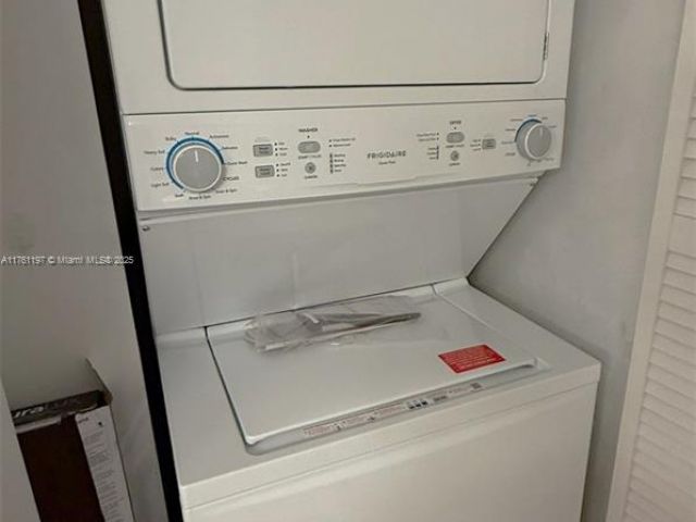 Продажа квартиры #1507 - фото 6168198