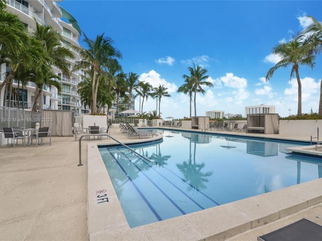 Продажа квартиры #818 - фото 6083358