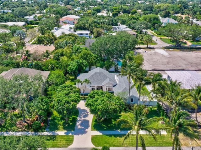 Дом в аренду по адресу 514 NW 13th Street - фото 5757329